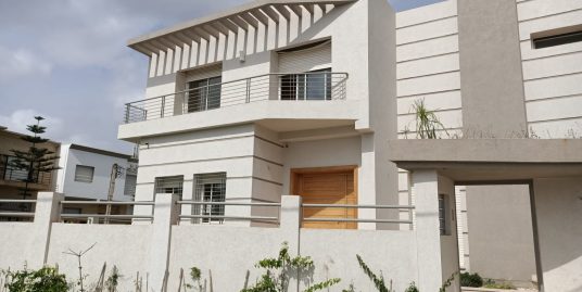 Location Villa Vide D&rsquo;un Quartier à Nouaceur