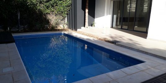 location villa bouskoura